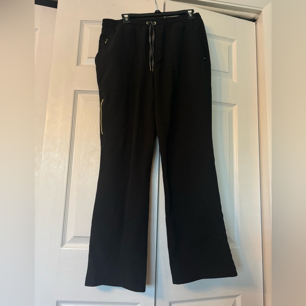Jaanuu Gold Zipper Scrub bottoms